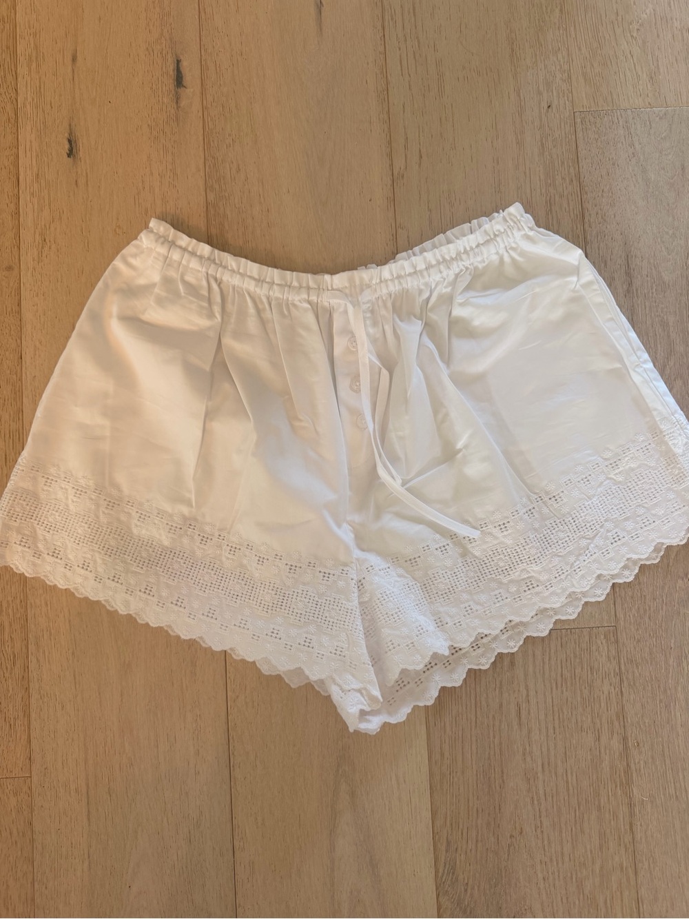 Helsa The Summer Short With Vintage Swiss Embroidery-NWOT